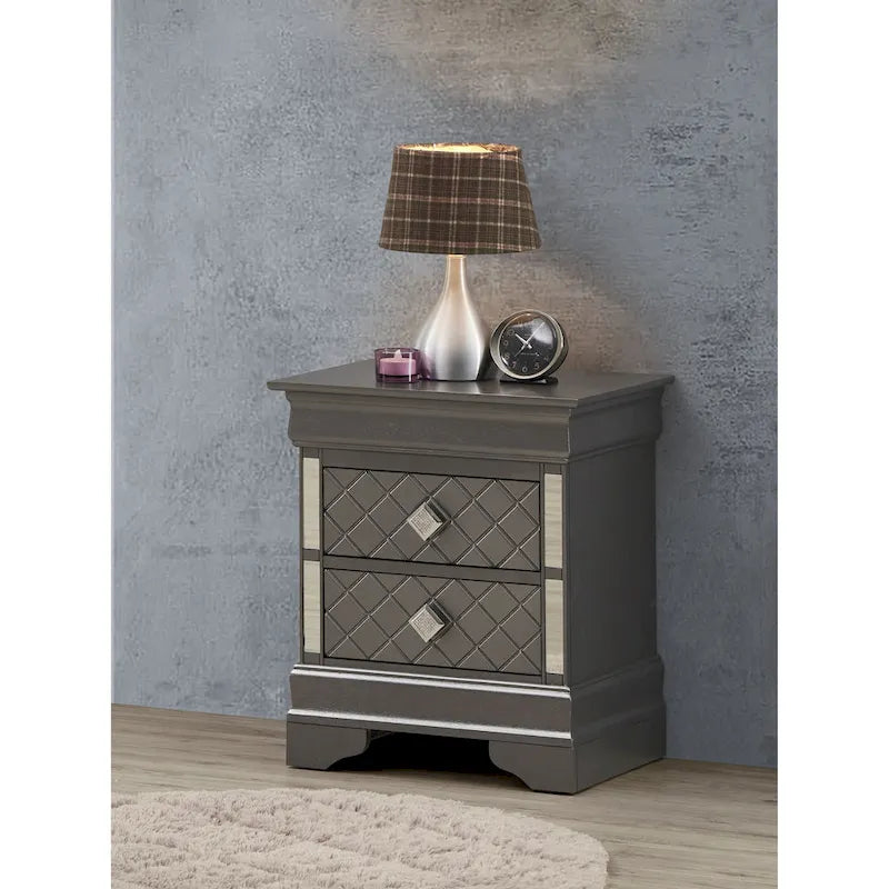 Verona Mirrored Wood 2-drawer Nightstand