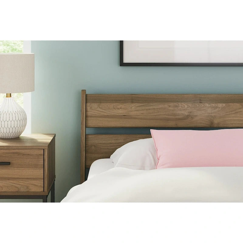 Signature Design by Ashley Deanlow Honey Panel Headboard with Dresser and Nightstand